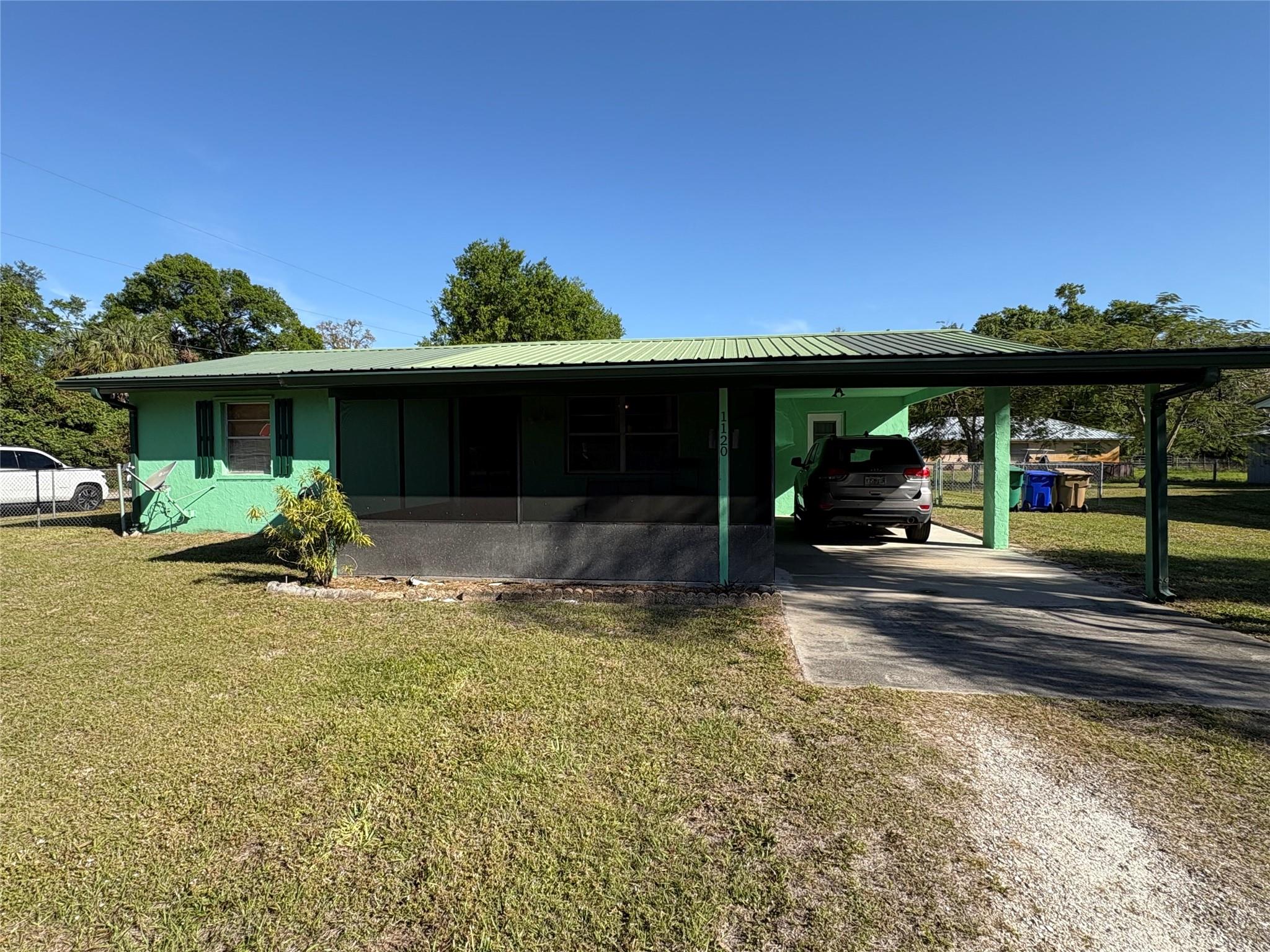 Homes for sale in Okeechobee, FL | 1120 Sw 8Th Ct, Okeechobee, FL 34974 | MLS# F10496745