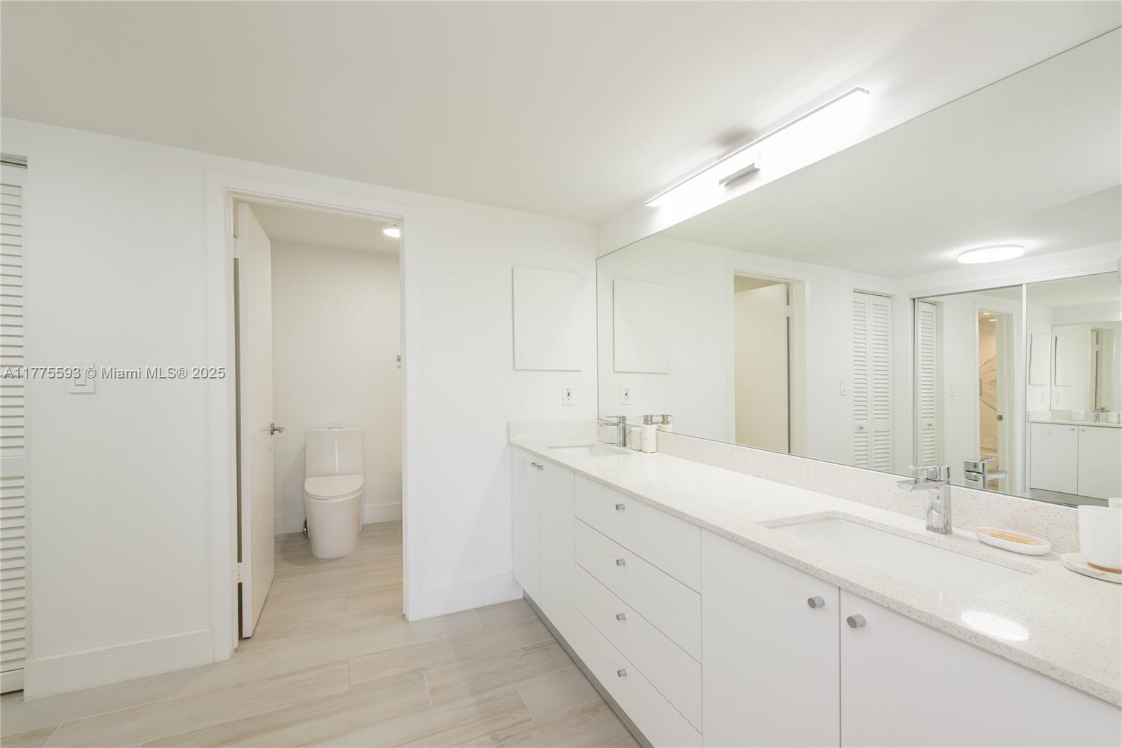 155 Ocean Lane Dr #404, Key Biscayne FL 33149