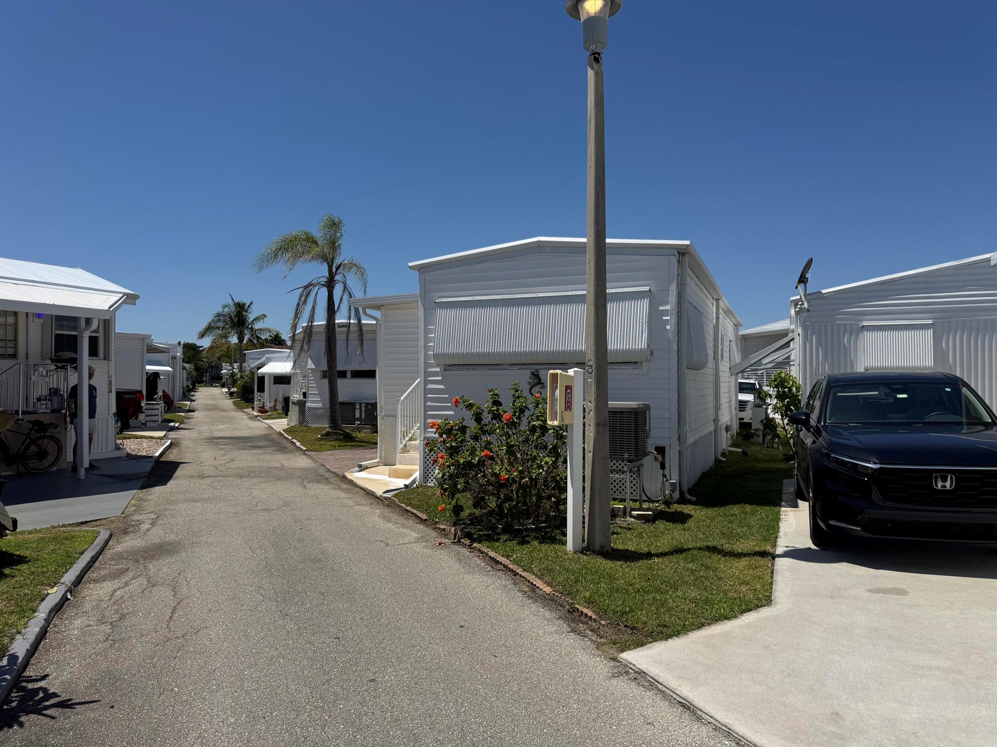 Homes for sale in Briny Breezes, FL | 204 Palm Dr #I, Briny Breezes, FL 33435 | MLS# R11079122