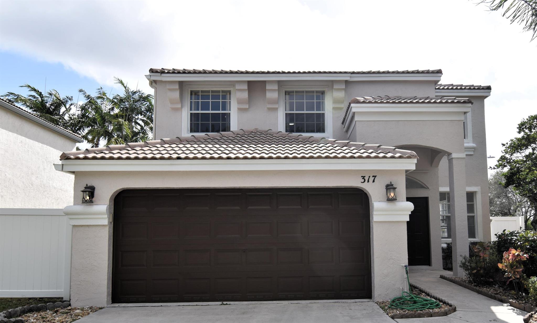 317 Nw 159th Avenue, Pembroke Pines, FL 33028, 4 Bedrooms , 2 Bathrooms ,Single Family Residence,Off Market,R11079206, Horizon Palm Realty Group