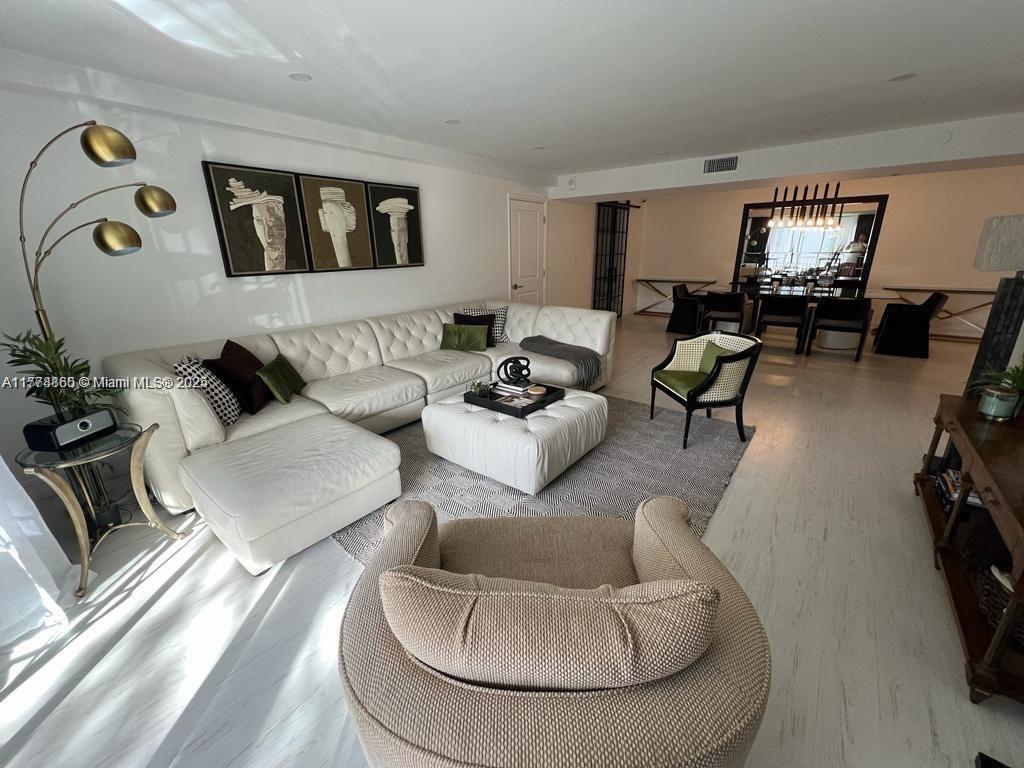 Admiralty Apts - Co-Op