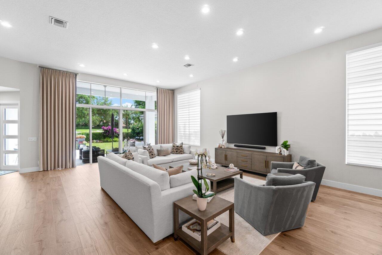 16100 Villa Vizcaya Place Delray Beach FL 33446 | R11079281