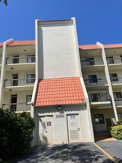 Homes for sale in West Palm Beach, FL | 2500 Presidential Way #405, West Palm Beach, FL 33401 | MLS# R11079464