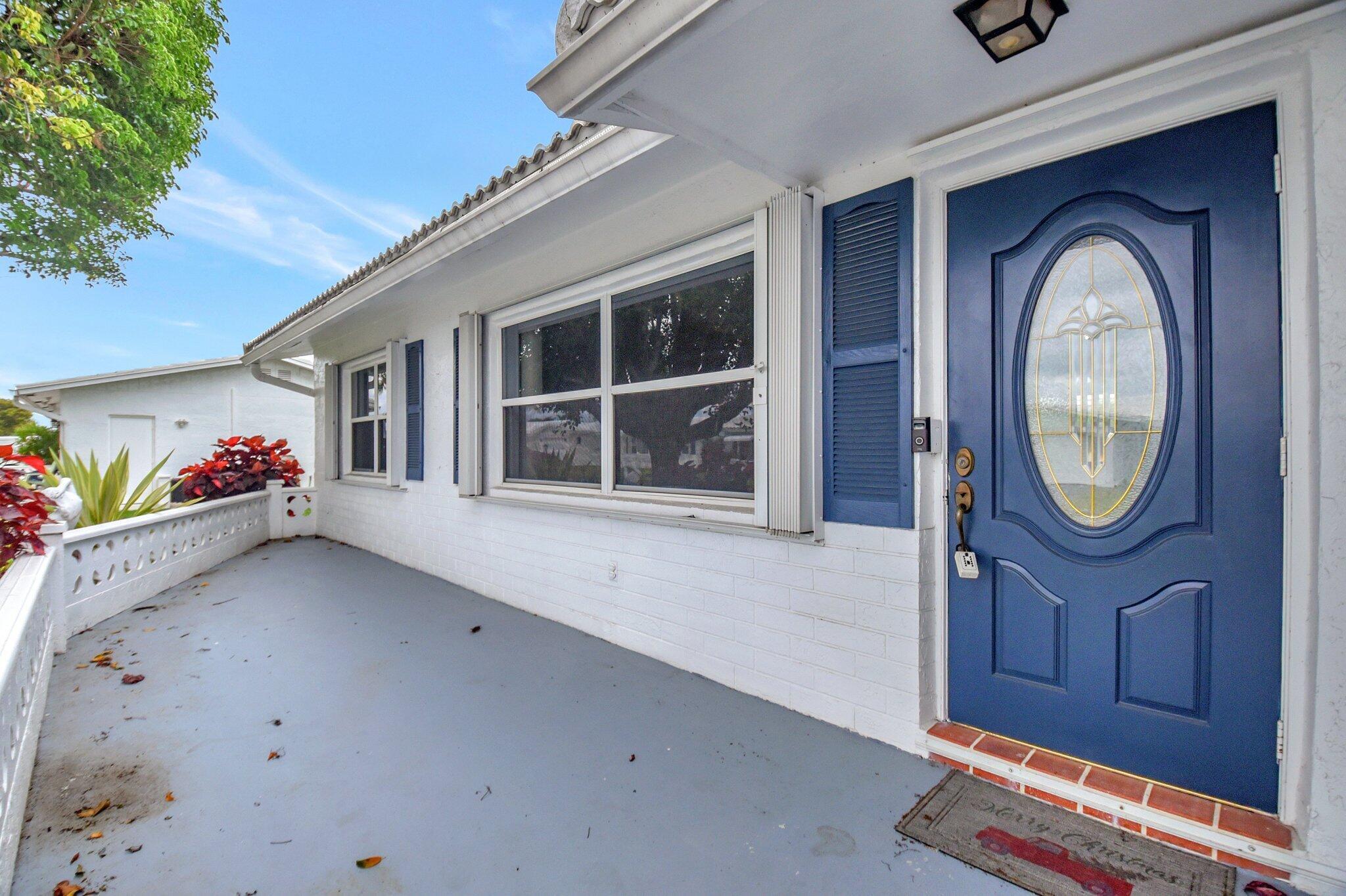 Homes for sale in Boynton Beach, FL | 1902 Sw 22Nd Avenue, Boynton Beach, FL 33426 | MLS# R11079576