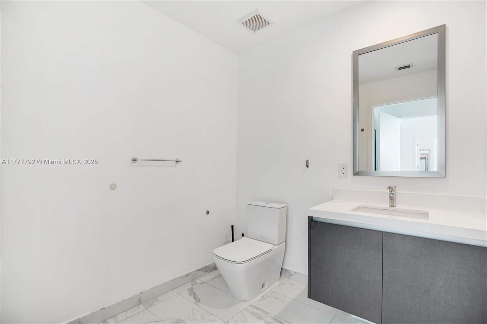 851 NE 1st Avenue #4207, Miami FL 33132