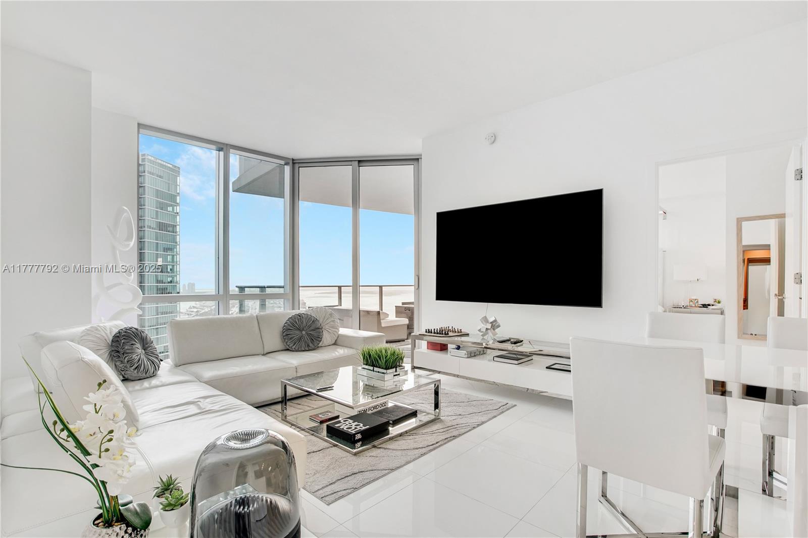 851 NE 1st Avenue #4207, Miami FL 33132