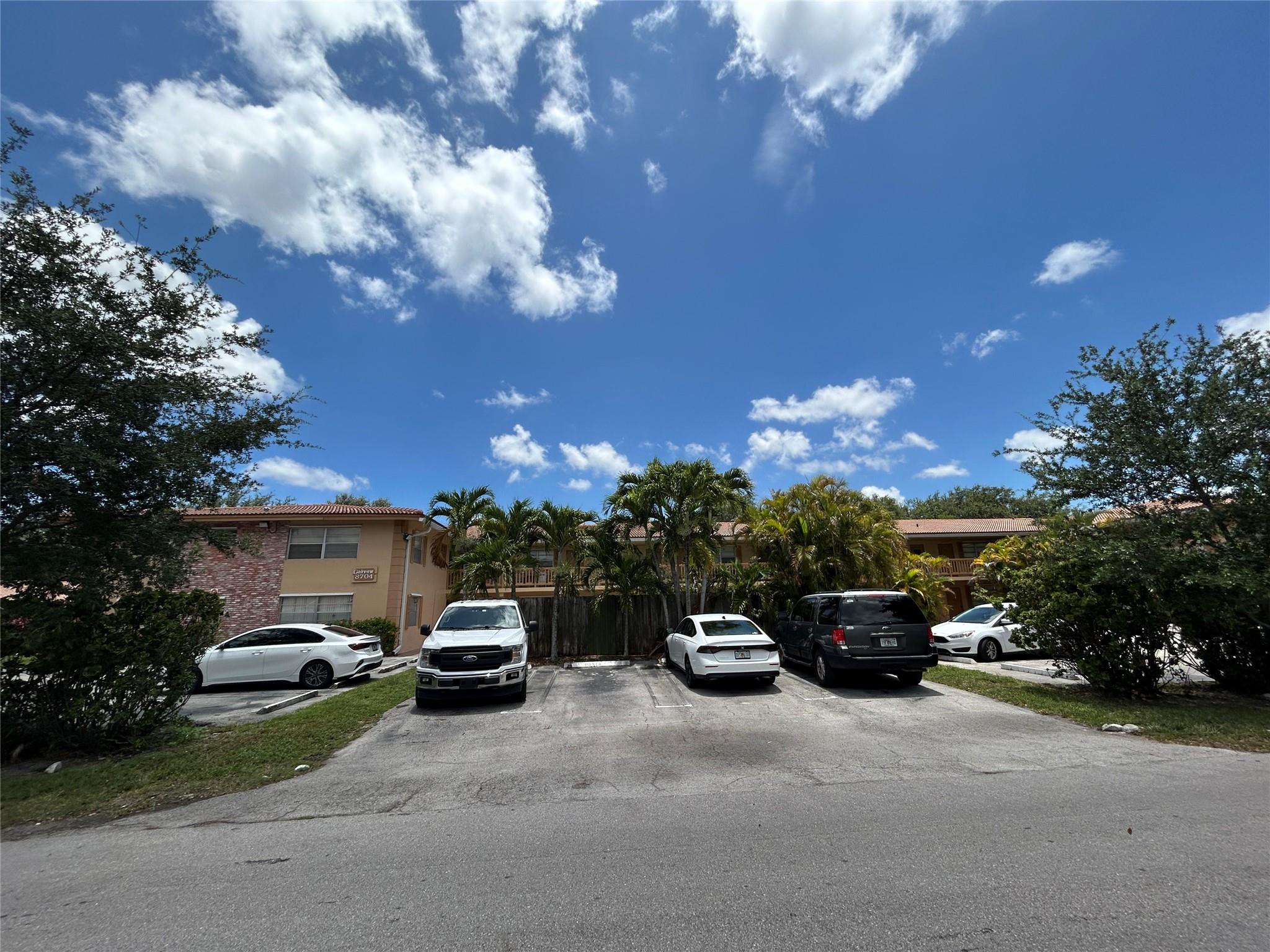 Homes for sale in Coral Springs, FL | 8704 Nw 35th St #204, Coral Springs, FL 33065 | MLS# F10497142