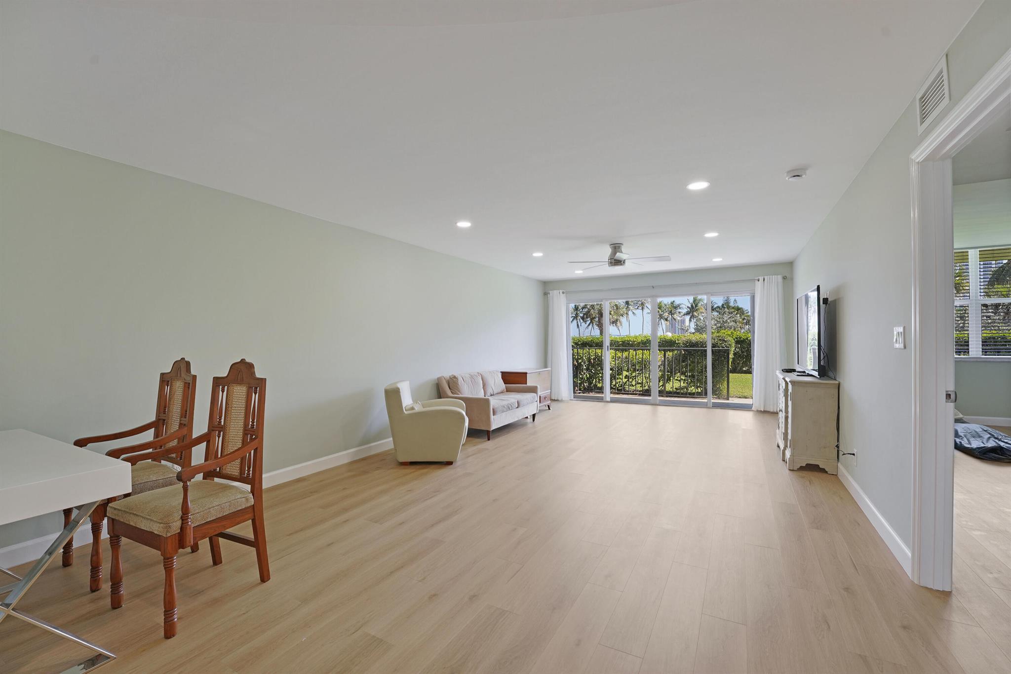 Homes for sale in Lake Park, FL | 801 Lake Shore Dr #112, Lake Park, FL 33403 | MLS# R11079791