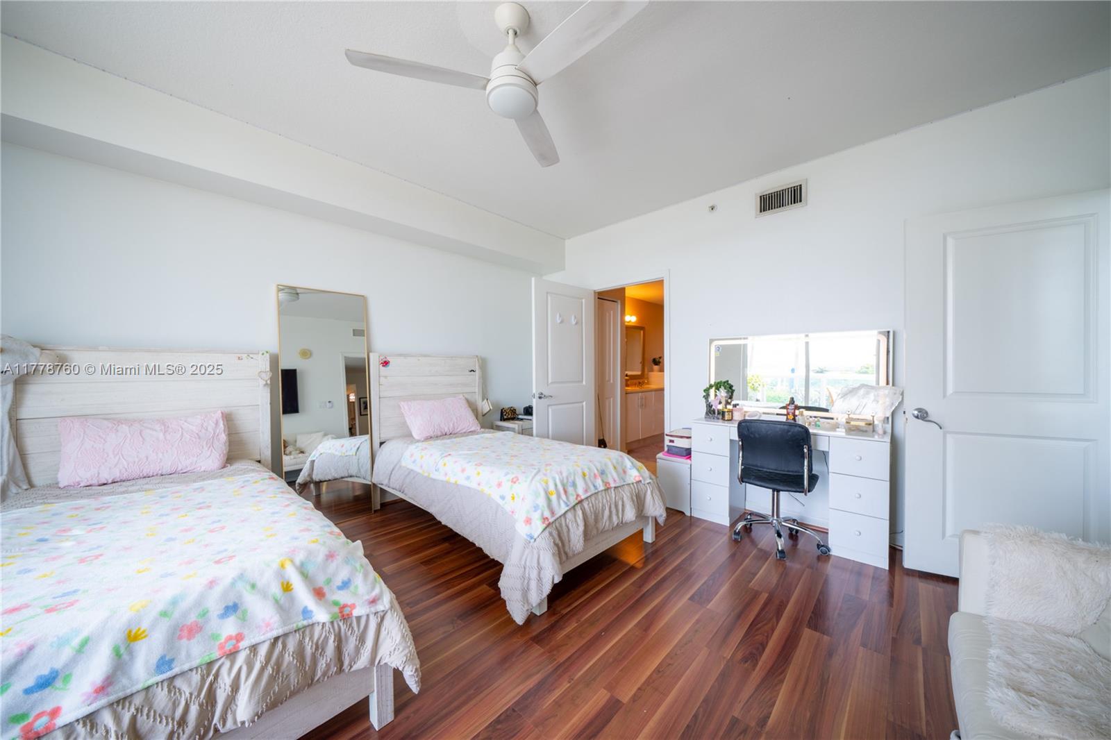 7900 Harbor Island Dr #611, North Bay Village FL 33141