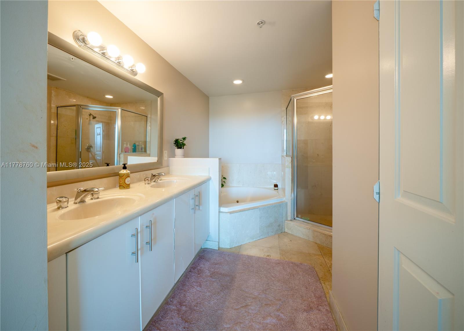 7900 Harbor Island Dr #611, North Bay Village FL 33141