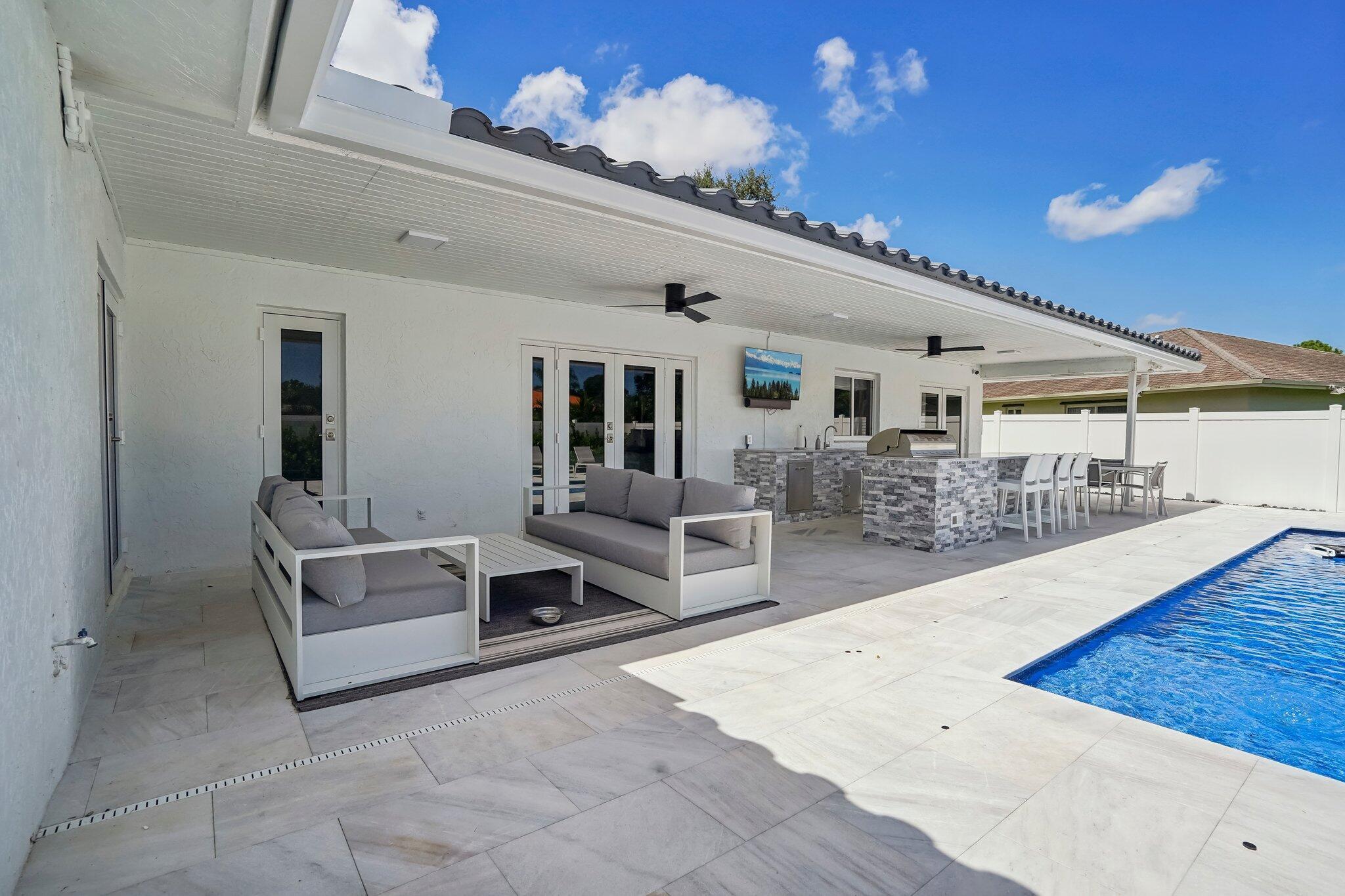 Homes for sale in Boca Raton, FL | 21830 Banyanwood Road, Boca Raton, FL 33433 | MLS# R11079925