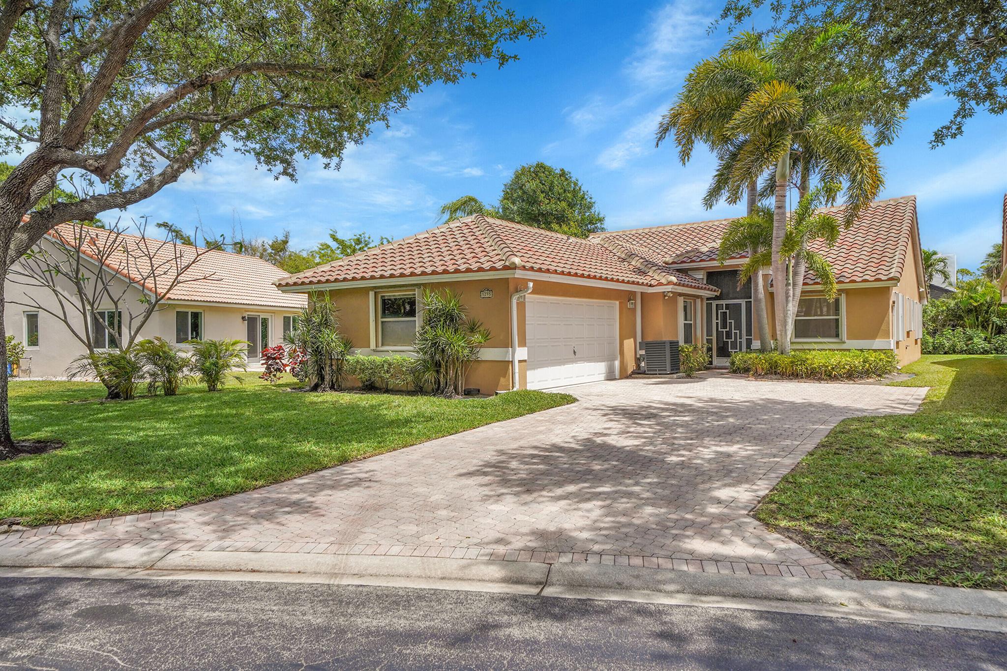 5295 Grande Palm Circle, Delray Beach, FL 33484, 3 Bedrooms , 2 Bathrooms ,Single Family Residence,Sold,R11080013, Horizon Palm Realty Group
