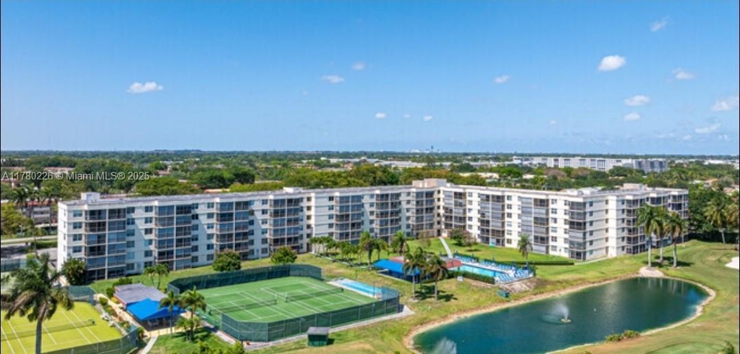Hollybrook Golf And Tennis