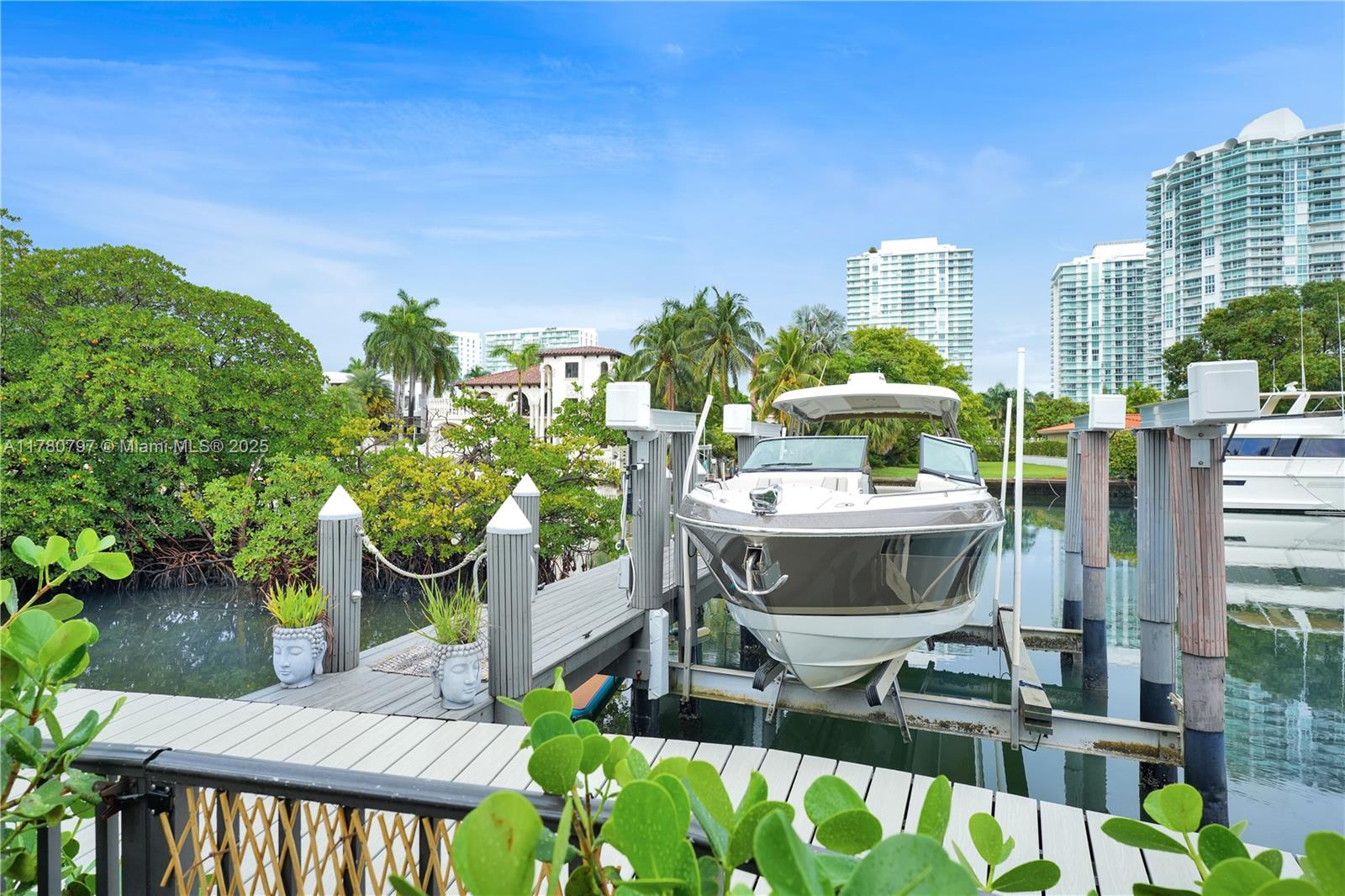 311 Poinciana Dr #801, Sunny Isles Beach FL 33160