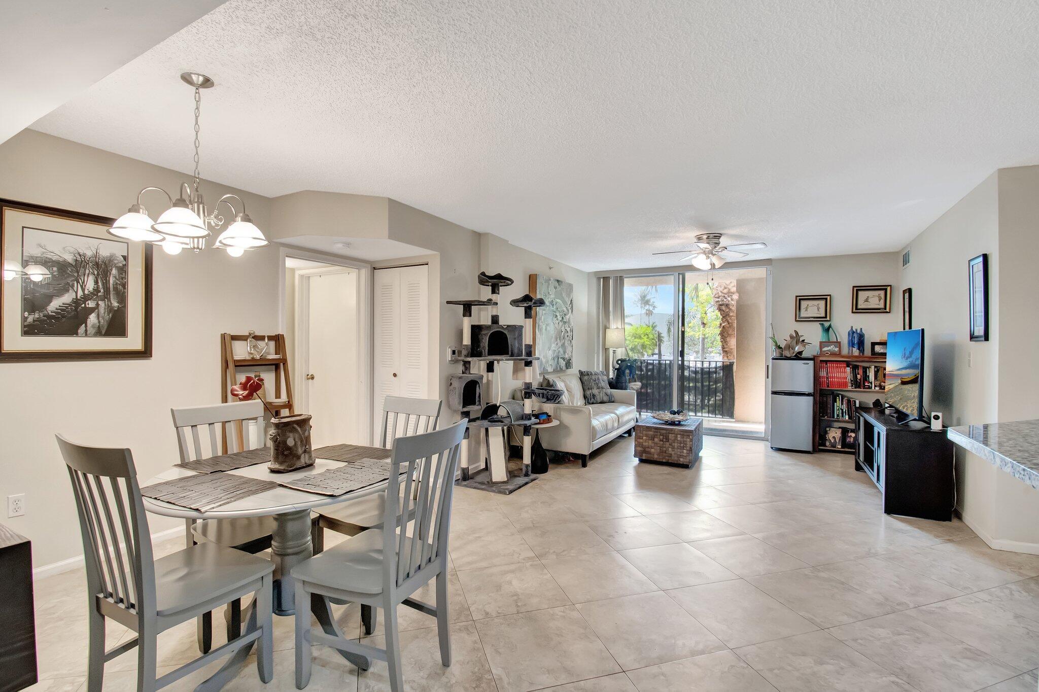 Homes for sale in Hypoluxo, FL | 1000 Scotia Dr #204, Hypoluxo, FL 33462 | MLS# R11080238