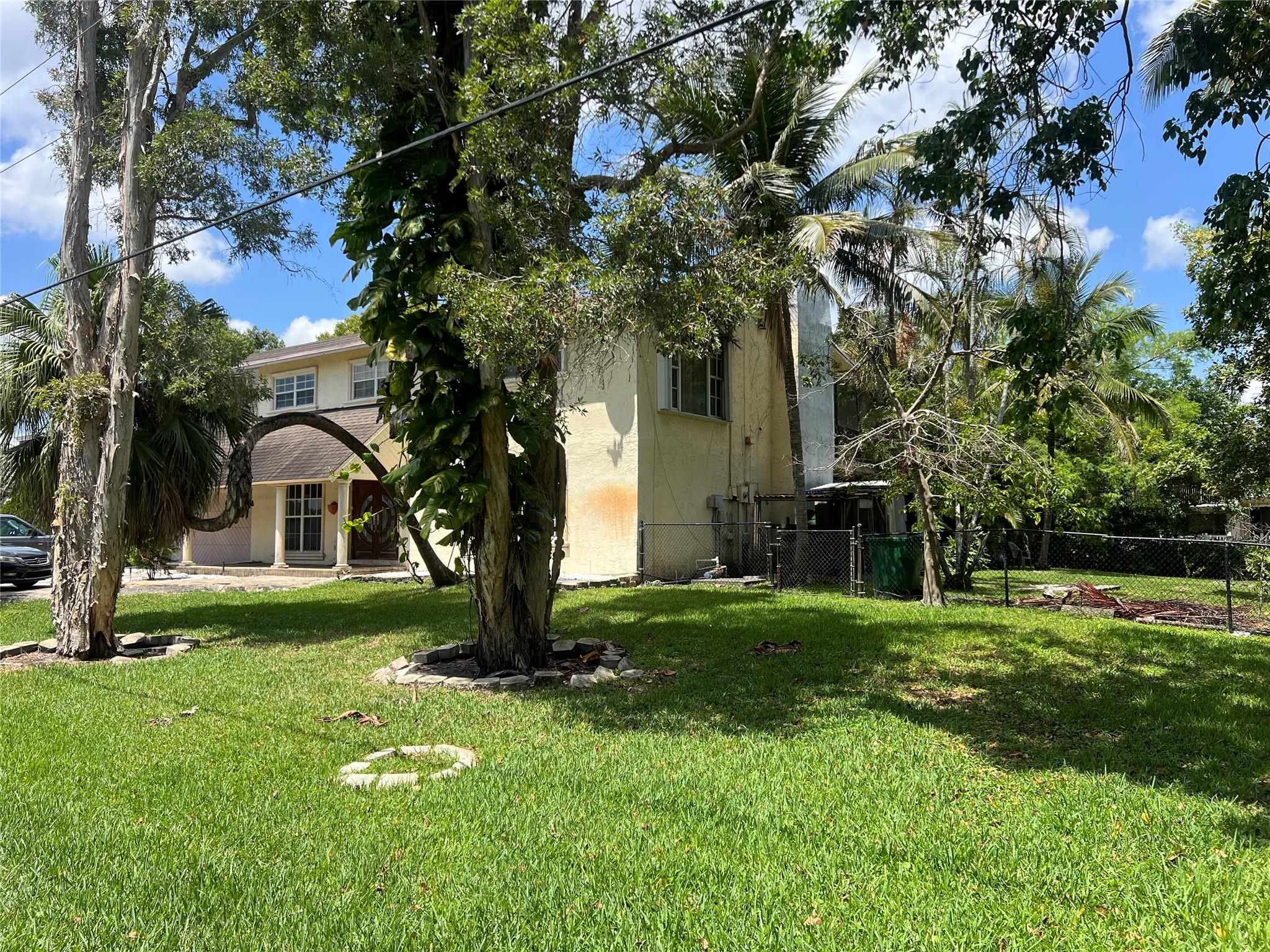 11751 1st St Plantation FL 33325 | F10497617