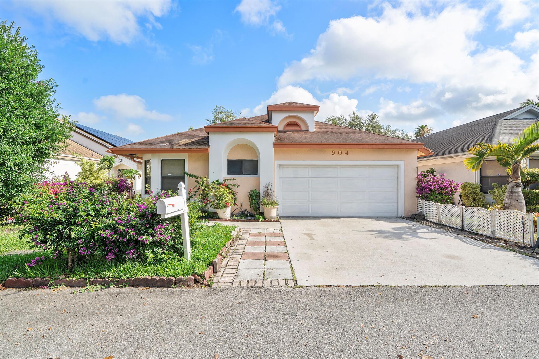 Homes for sale in North Lauderdale, FL | 904 Magniola Avenue, North Lauderdale, FL 33068 | MLS# R11080472