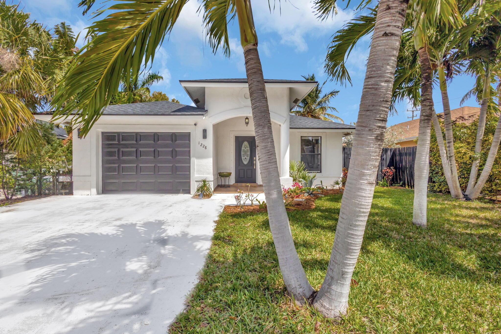 1228 S N Street Lake Worth Beach FL 33460 | R11080529