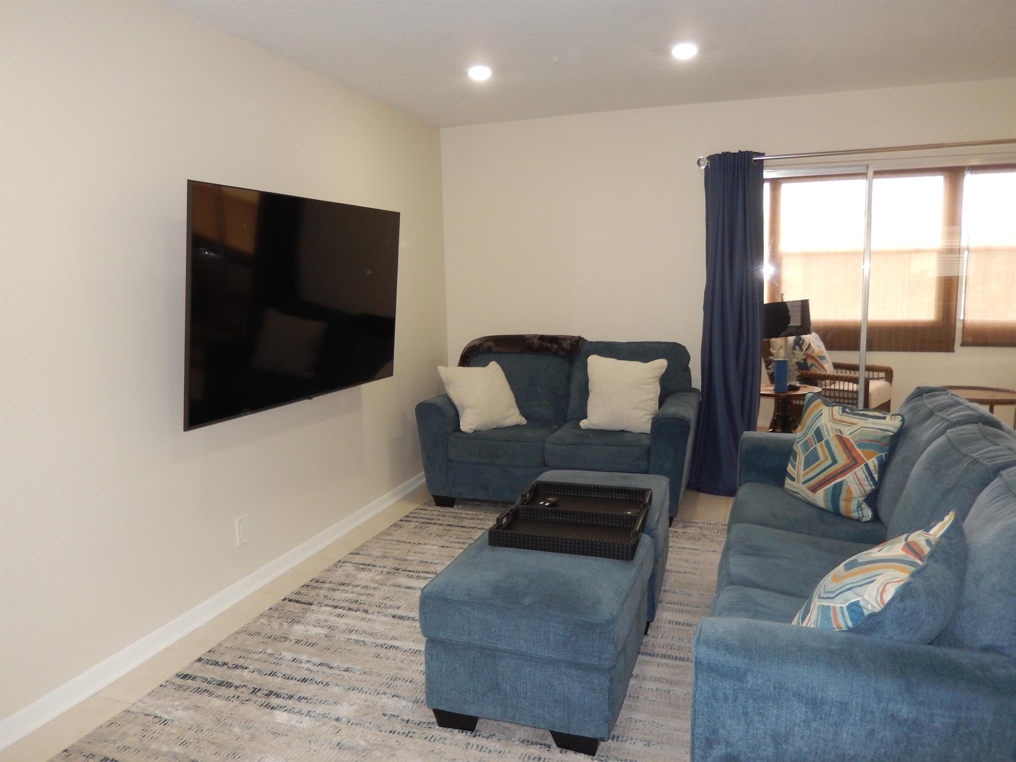 Homes for sale in Palm Springs, FL | 725 Lori Dr #306, Palm Springs, FL 33461 | MLS# R11080631