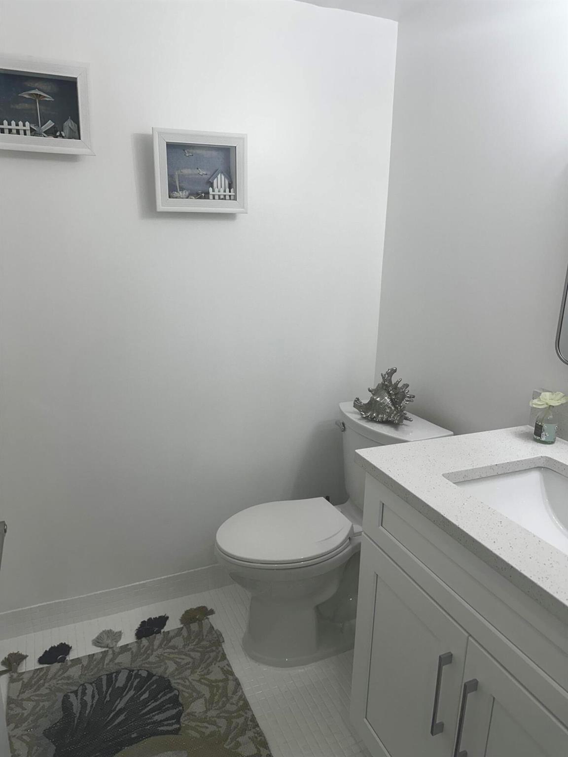 Homes for sale in Palm Springs, FL | 725 Lori Dr #306, Palm Springs, FL 33461 | MLS# R11080631