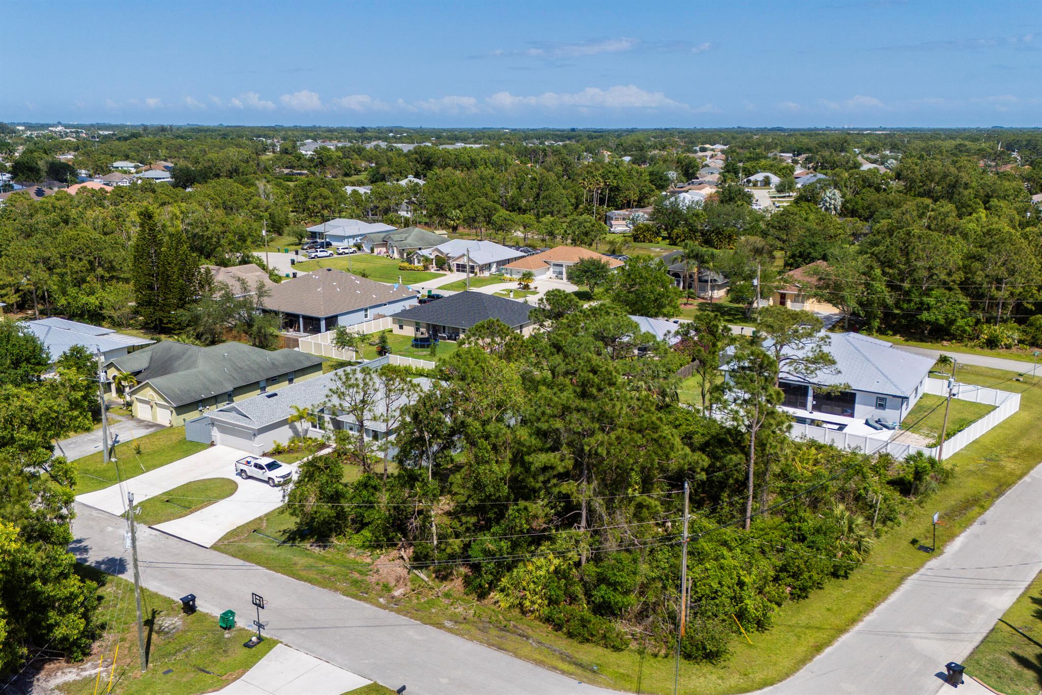 Homes for sale in Port St Lucie, FL | 5489 Nw Brent Court, Port St Lucie, FL 34986 | MLS# R11080643