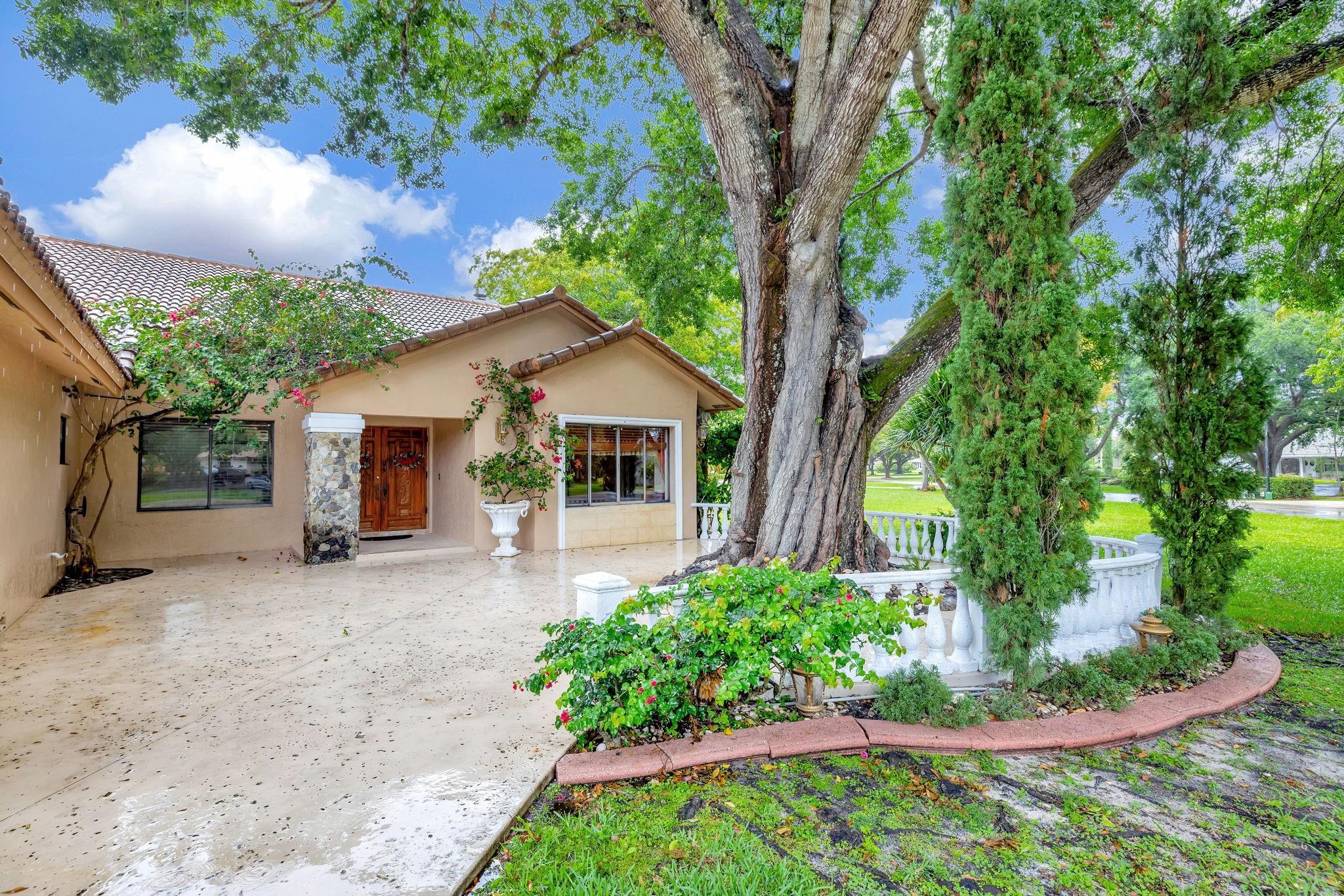 Homes for sale in Coral Springs, FL | 5355 Nw 77Th Ter, Coral Springs, FL 33067 | MLS# F10496807