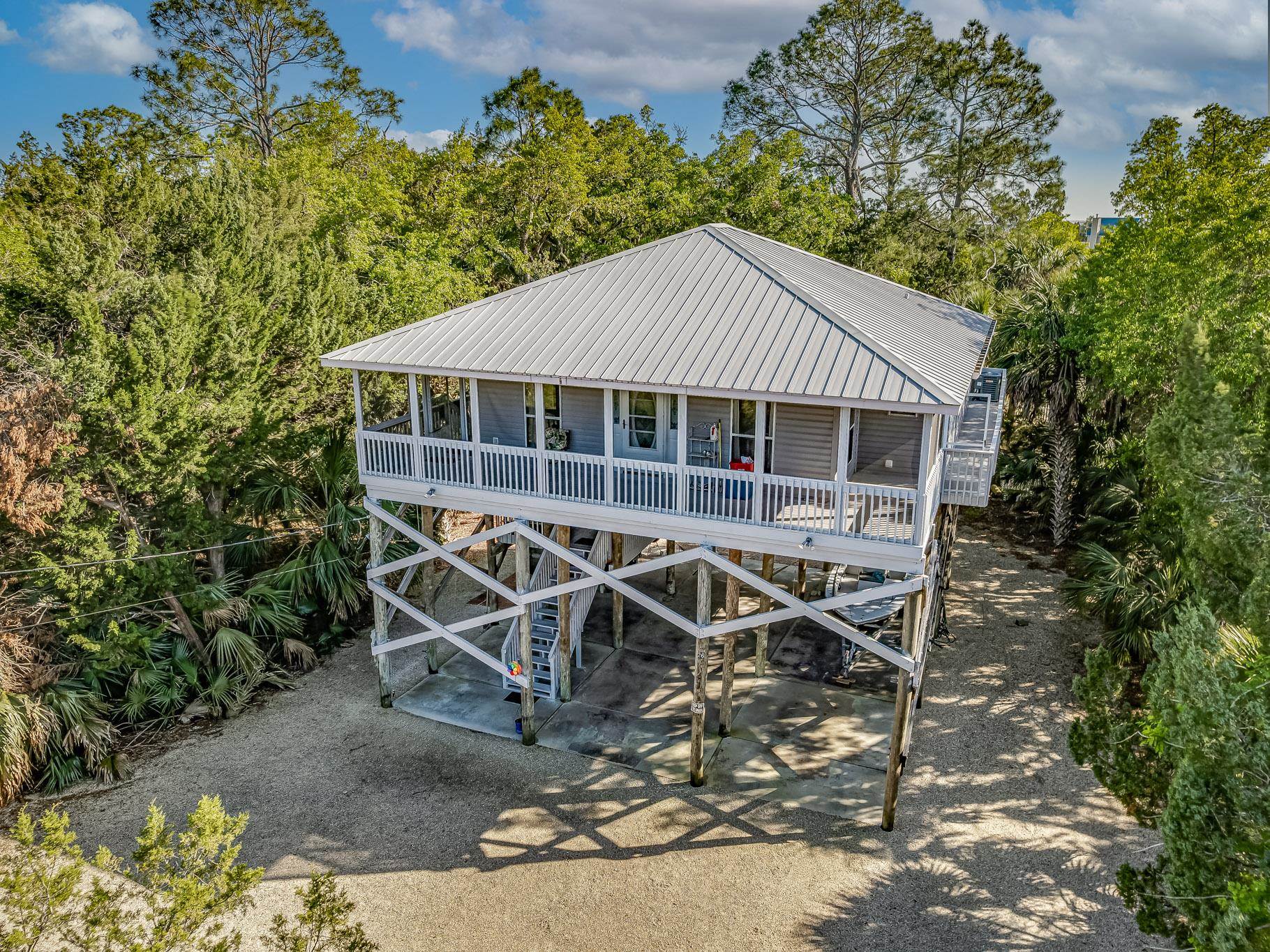 26  Blue Dolphin Drive , Crawfordville, FL, 