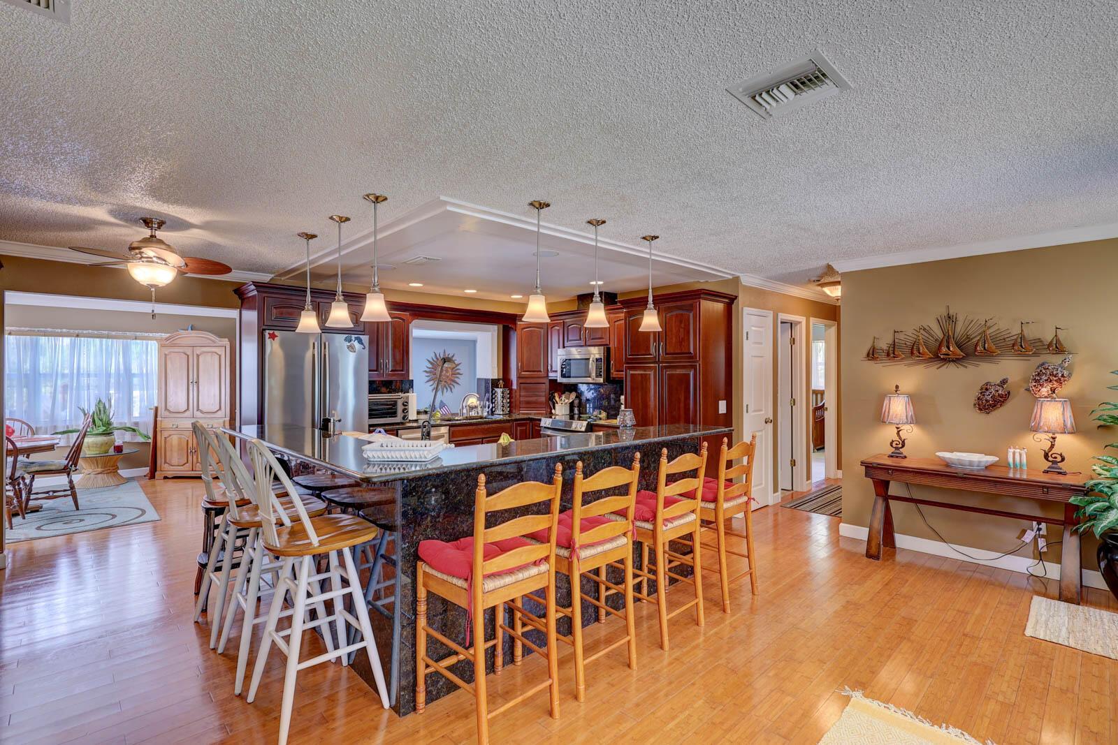 Homes for sale in Port St Lucie, FL | 108 Ne Carlisle Lane, Port St Lucie, FL 34952 | MLS# R11080768