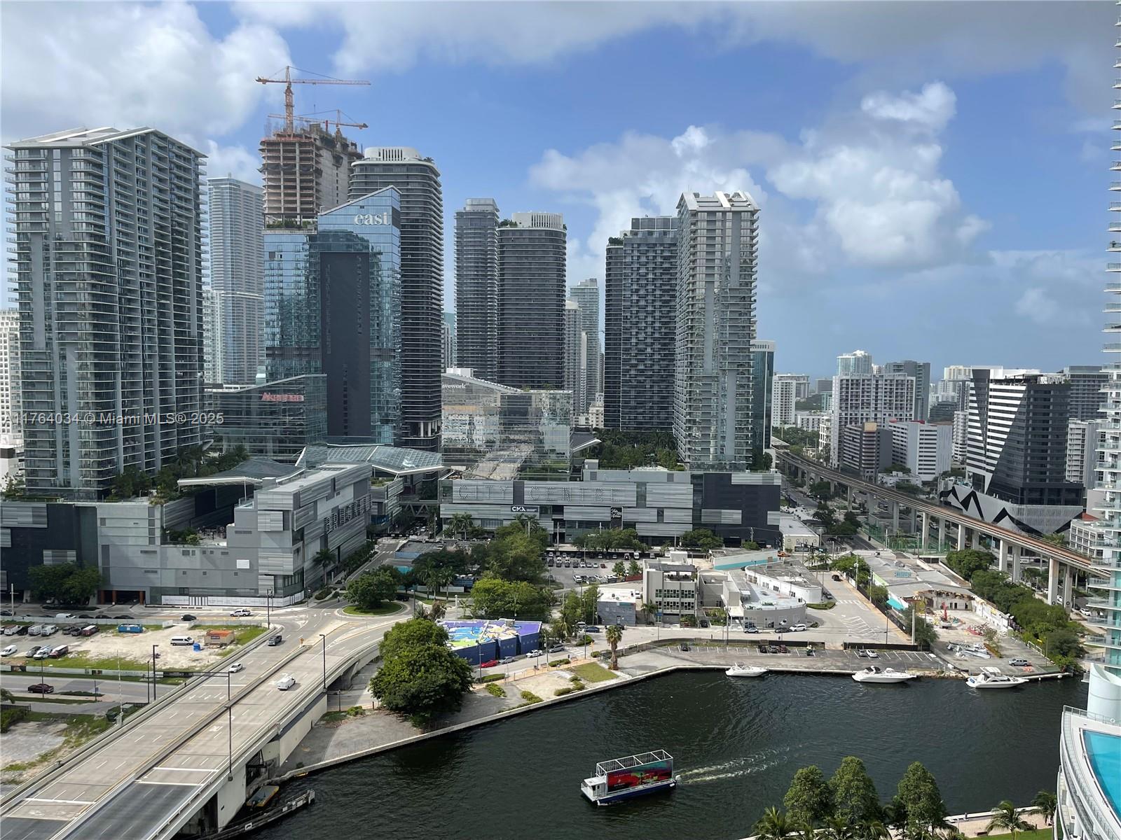 350 S Miami Ave #2712, Miami FL 33130