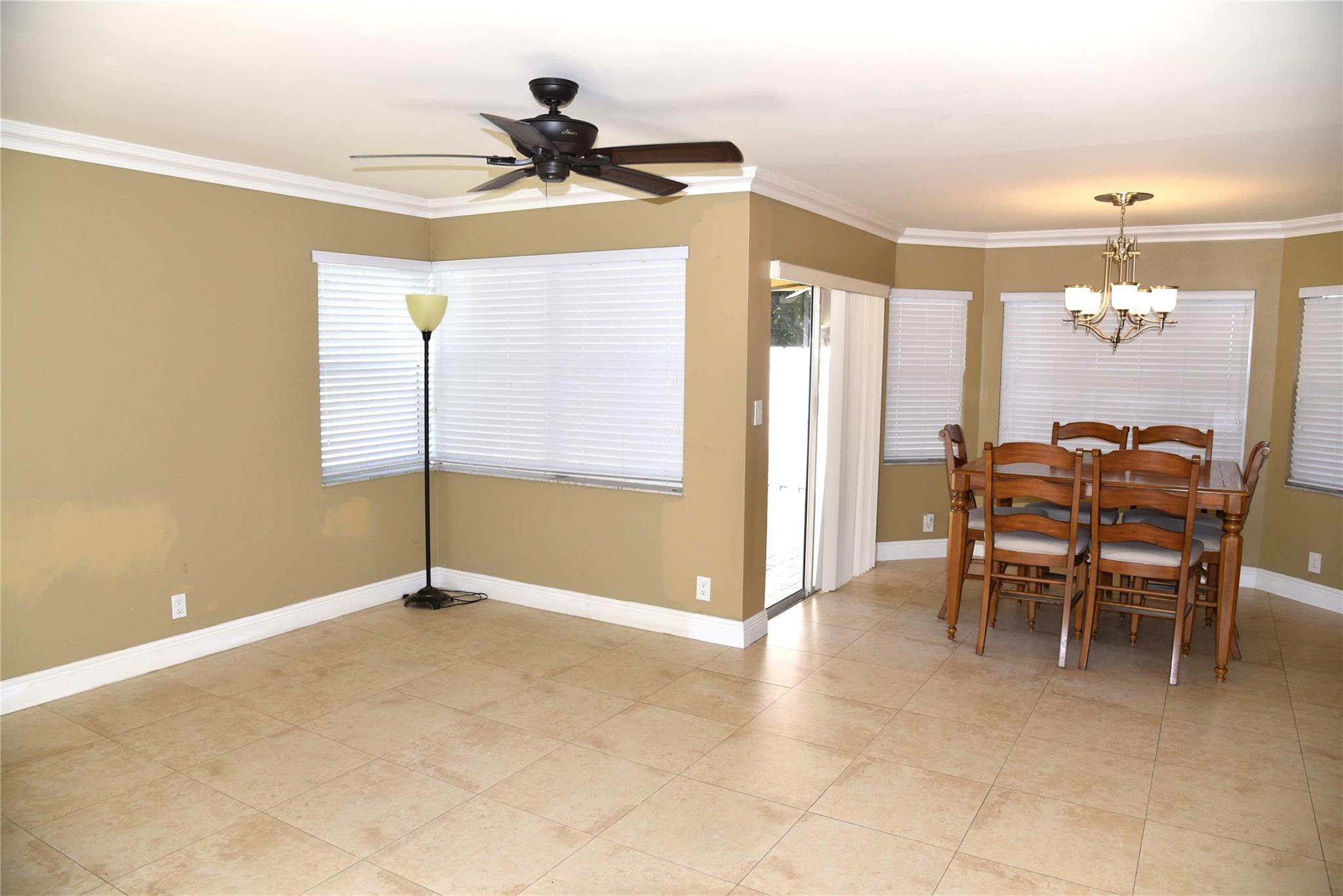 Living room -Dining room