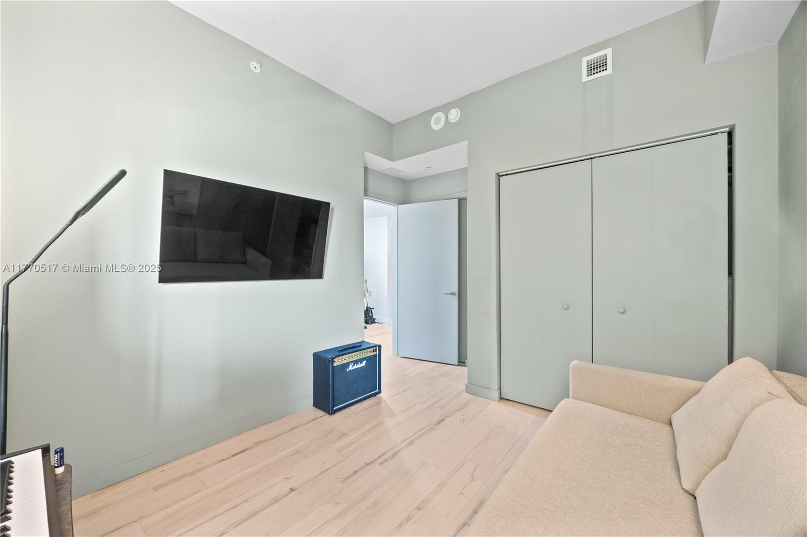 480 NE 31st St #4906, Miami FL 33137