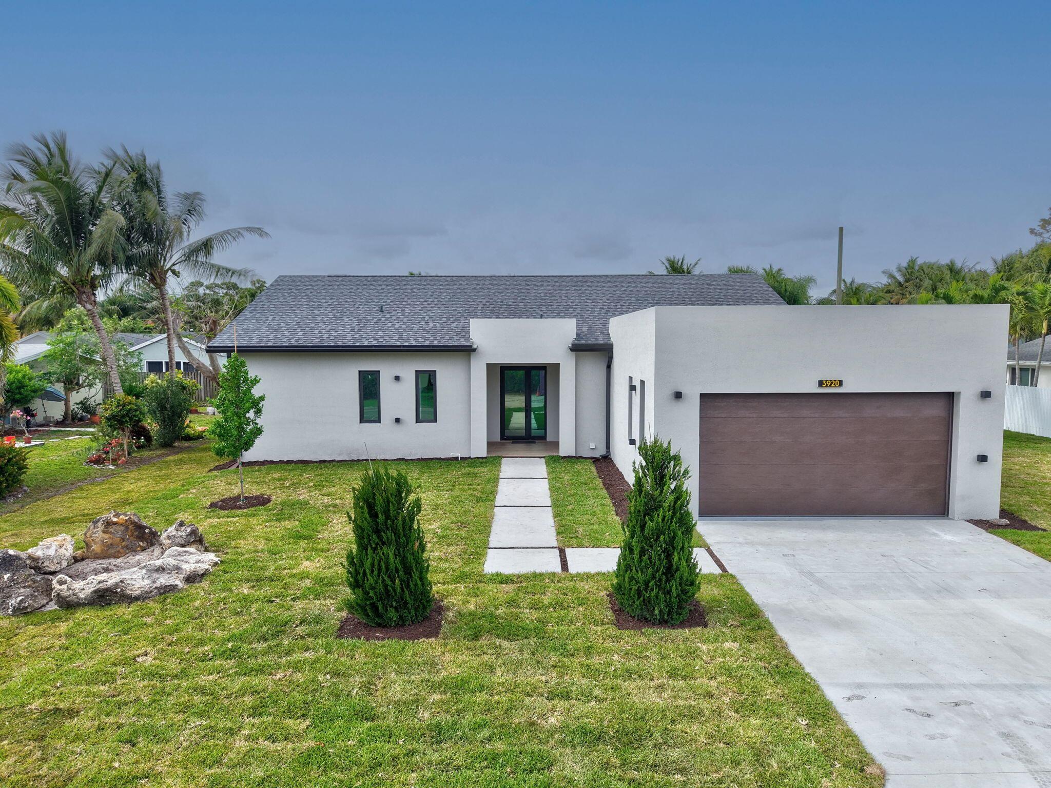 3920 Espan Court Palm Springs FL 33461 | R11080941