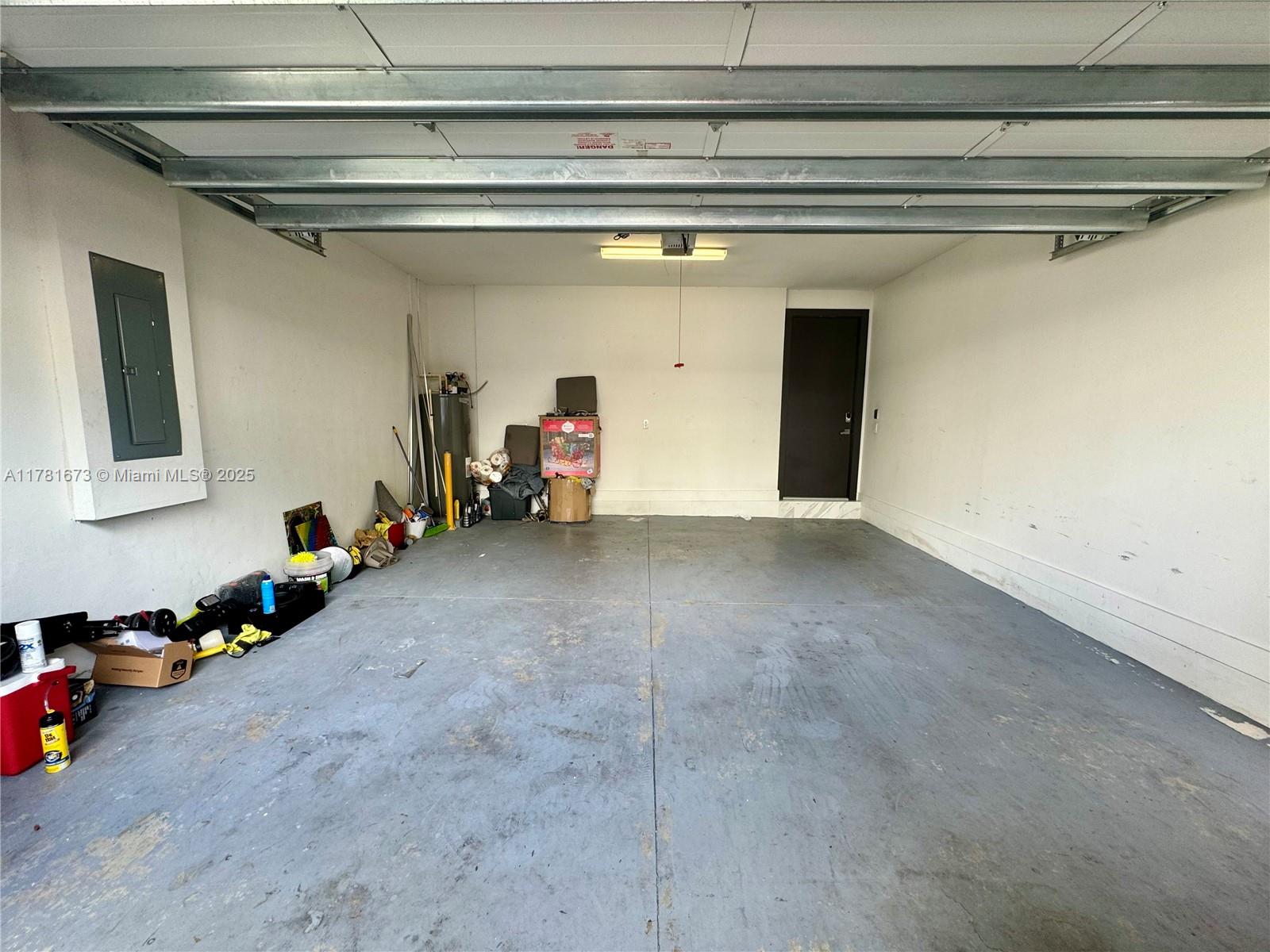 Homes for sale in Doral, FL | 8272 Nw 33rd Ter, Doral, FL 33122 | MLS# A11781673