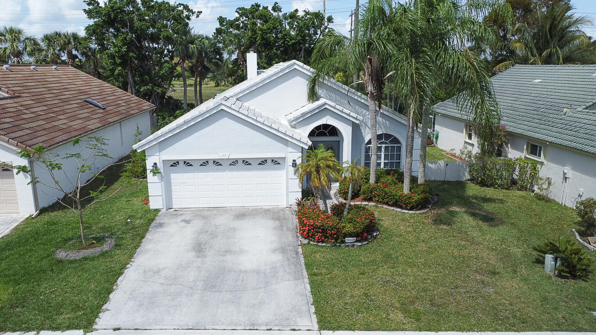 1851 Oak Berry Circle Wellington FL 33414 | R11081188