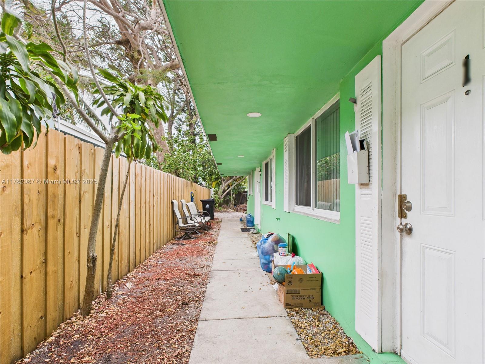 Homes for sale in Fort Lauderdale, FL | 1713 Sw 11Th Ct, Fort Lauderdale, FL 33312 | MLS# A11782087