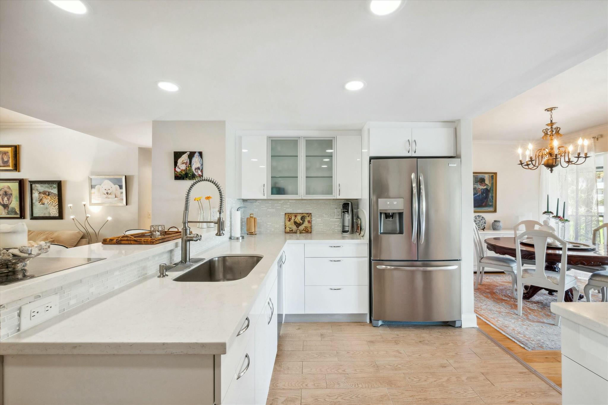 1124 Marine Way W D2l