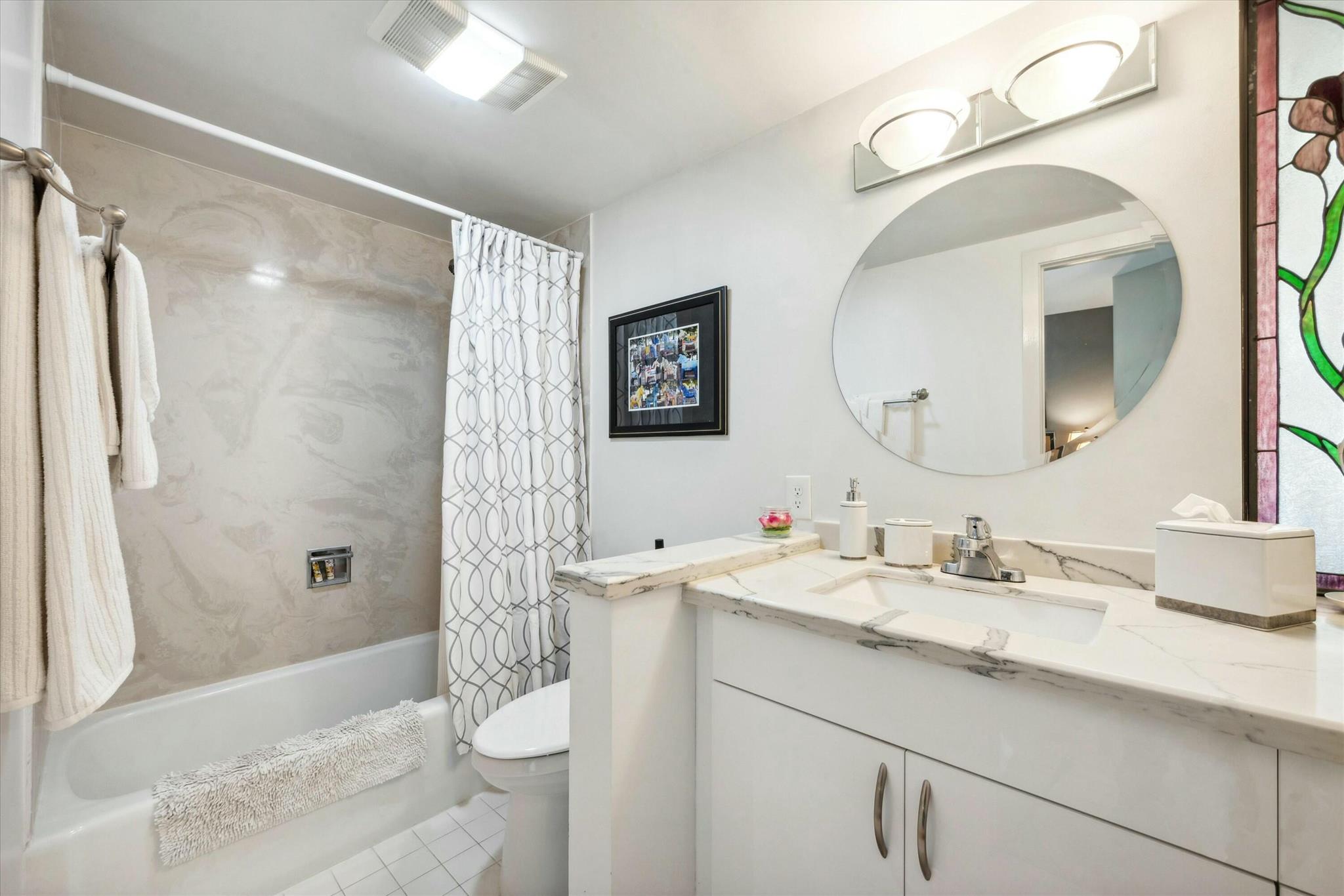 1124 Marine Way W D2l