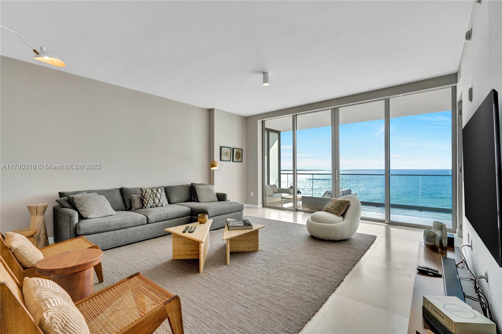 Condo for Rent in Sunny Isles Beach, FL