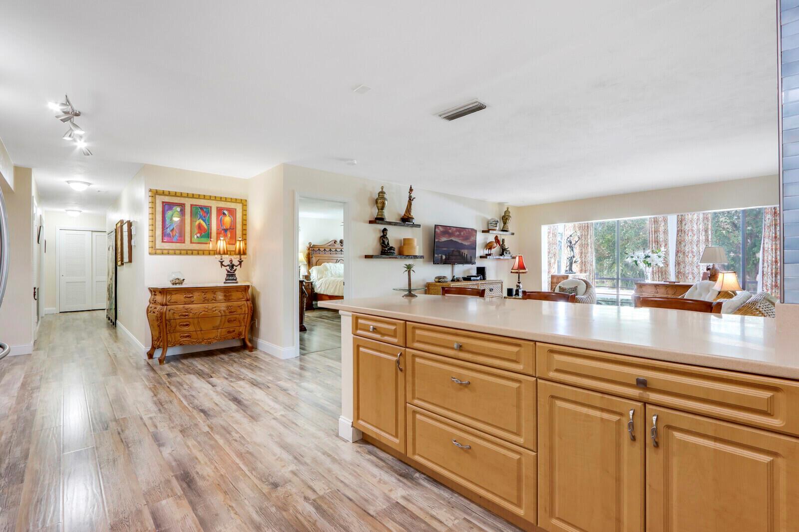 Homes for sale in Jupiter, FL | 300 N Hwy A1A #204a, Jupiter, FL 33477 | MLS# R11081606