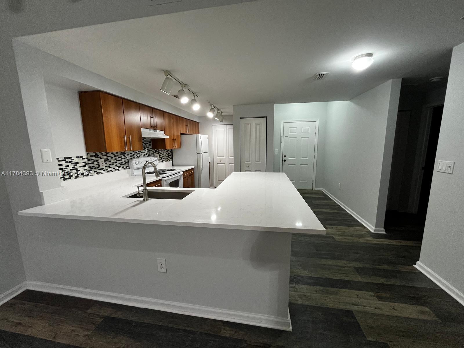 El-Ad Poinciana Condo