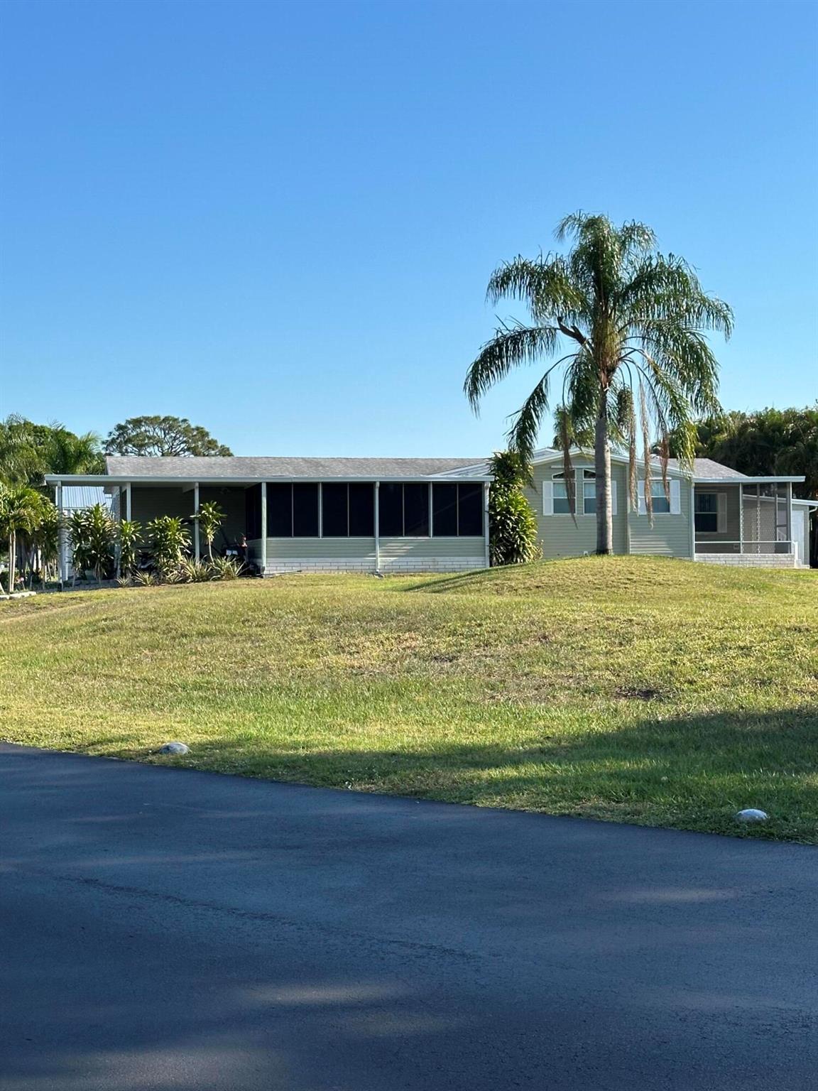 Homes for sale in Fort Pierce, FL | 553 Tropical Isles Circle, Fort Pierce, FL 34982 | MLS# R11081744