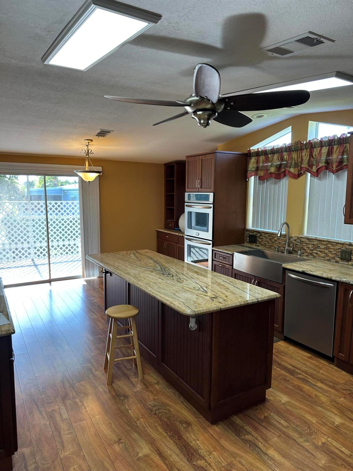 Homes for sale in Fort Pierce, FL | 553 Tropical Isles Circle, Fort Pierce, FL 34982 | MLS# R11081744