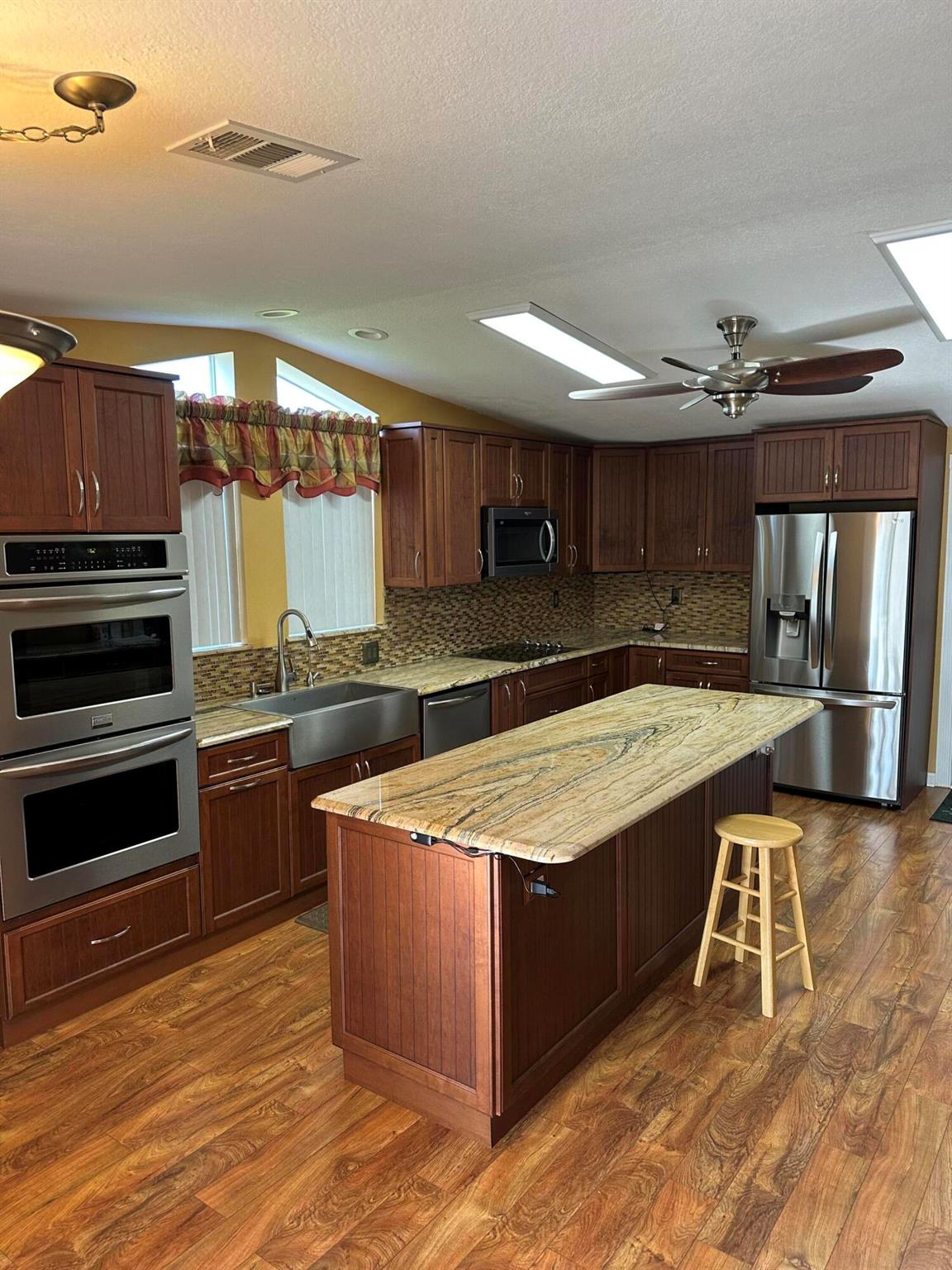 Homes for sale in Fort Pierce, FL | 553 Tropical Isles Circle, Fort Pierce, FL 34982 | MLS# R11081744