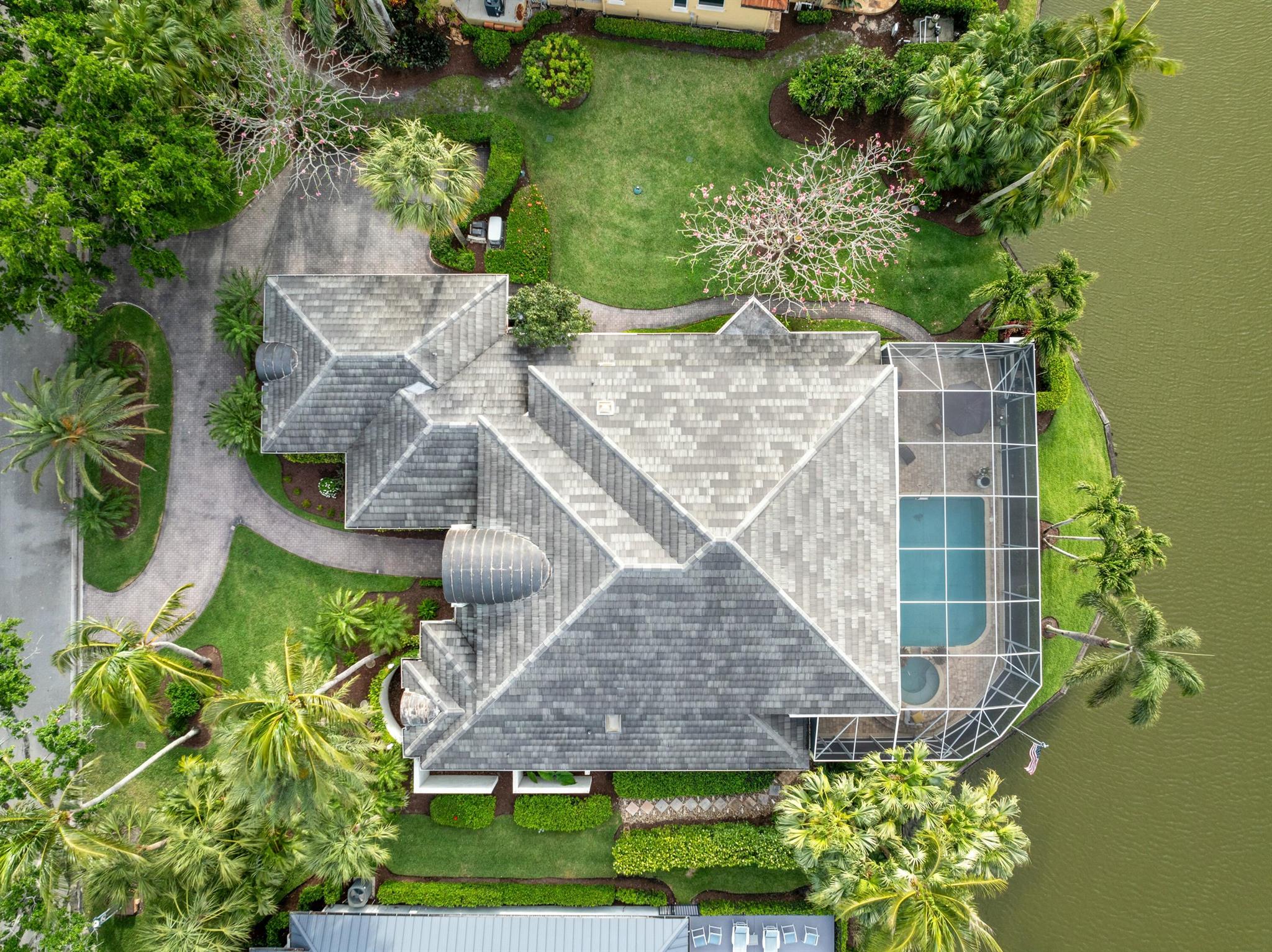 Homes for sale in Palm City, FL | 560 Sw Bay Pointe Circle, Palm City, FL 34990 | MLS# R11081742