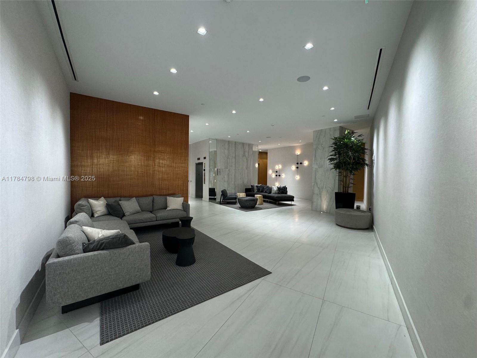 Apartamento para Alugar em Sunny Isles Beach, FL