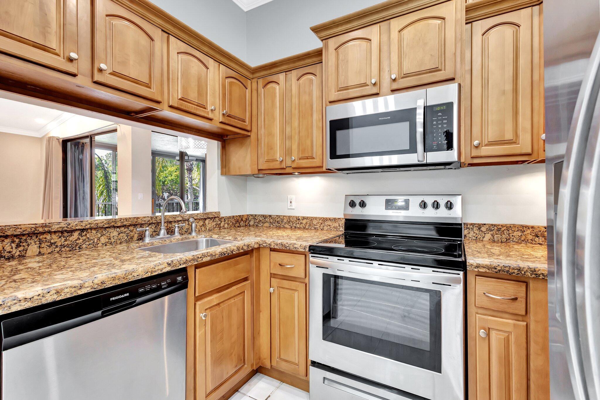 Homes for sale in Boynton Beach, FL | 5439 Verona Dr #P, Boynton Beach, FL 33437 | MLS# R11081887