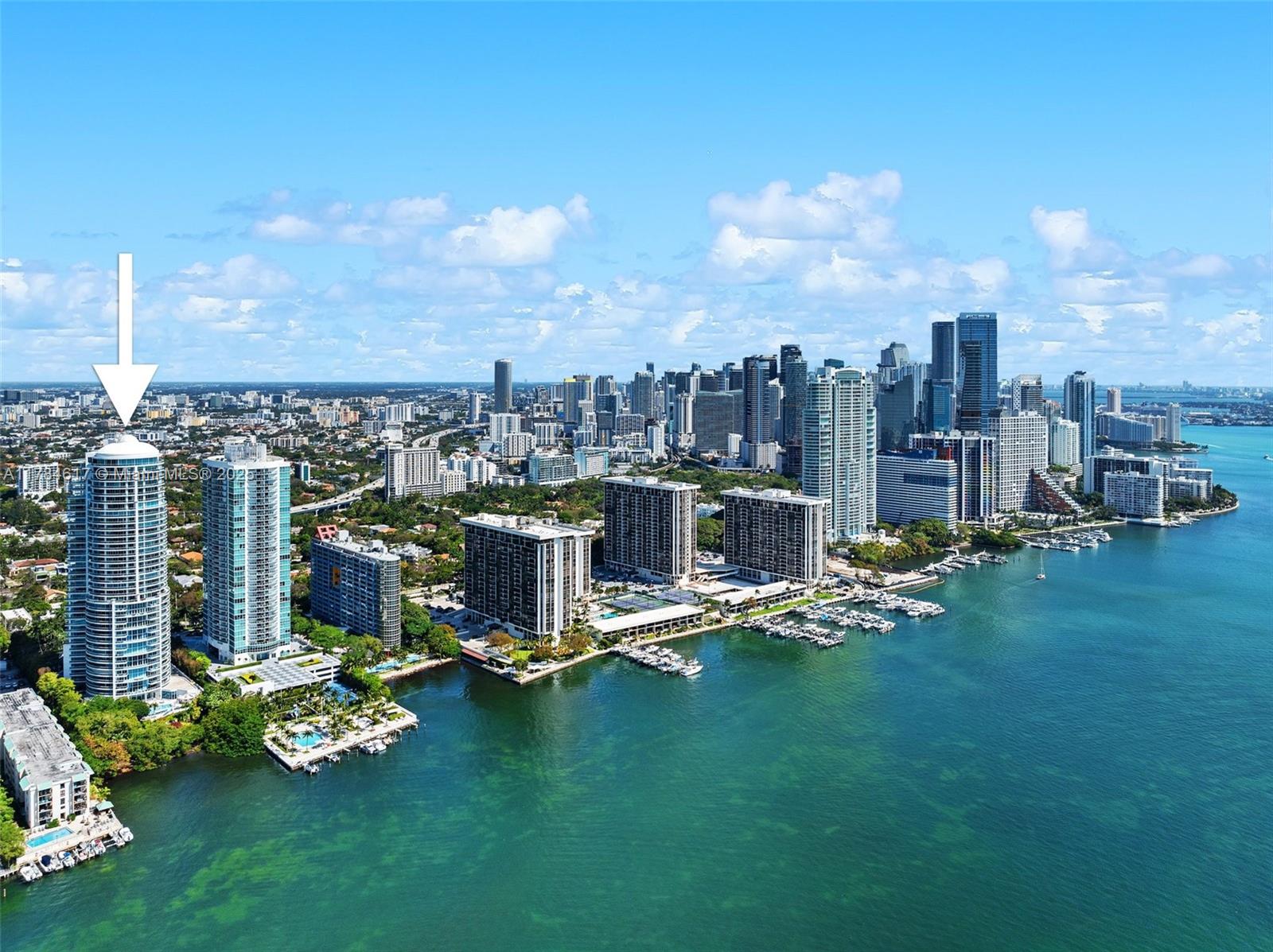 Condo for Sale in Miami, FL