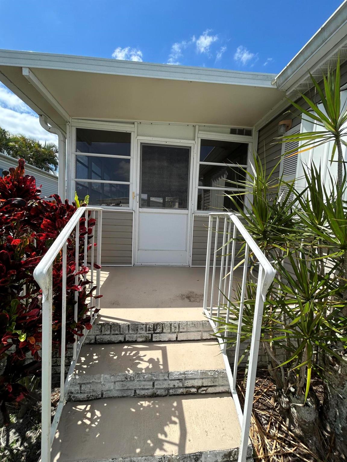 Homes for sale in Jupiter, FL | 400 N Hwy A1A #47, Jupiter, FL 33477 | MLS# R11081905