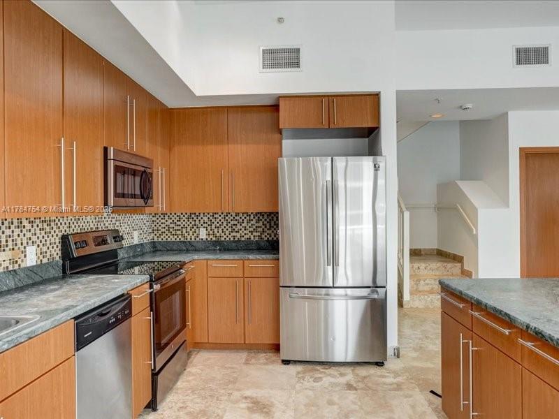 9499 Collins Ave #PH-03, Surfside FL 33154