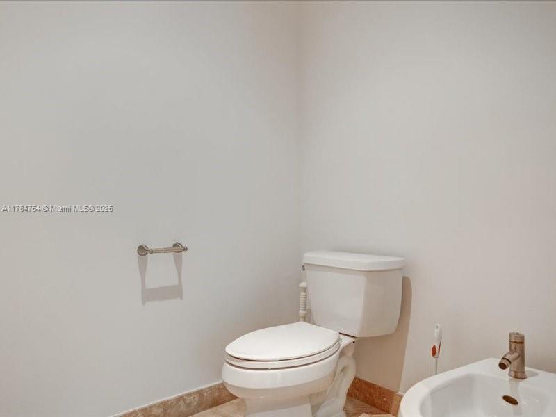 9499 Collins Ave #PH-03, Surfside FL 33154
